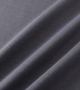 เสื้อสเวตเชิ้ตผู้ชายสีพื้นหนาพร้อมโลโก้ DTF ผ้าฝ้ายบุด้วยความร้อน550แกรม100% กันลมมีฮู้ดเย็บริมเป็นโครงสำหรับฤดูหนาว - Product Image 5