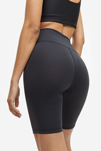 Camiseta de dos piezas de tendencia para mujer y conjuntos cortos para mujer, camiseta informal de verano de talla grande, conjunto de pantalones cortos para correr para mujer - Product Image 2