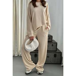 ชุดเสื้อและกางเกงคอร์ดูรอยสีเบจคลาสสิกขายส่ง คุณสมบัติระบายอากาศได้ดี - Product Image 6