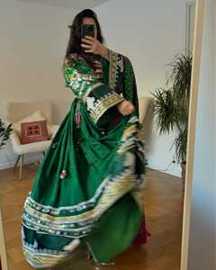 ชุดเดรส Afghan kutchi สำหรับผู้หญิงชุดเดรสแบบดั้งเดิมพร้อมลูกไม้ตกแต่ง - Product Image 2