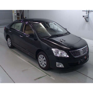 Pre-Owned To-yota Premio Full-Option Sunroof, Touchscreen Display, Reverse <b>Camera</b>, and Keyless Entry - Product Image 5