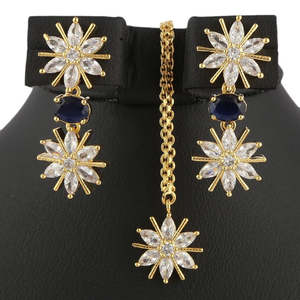 Kundan Jewellery <b>Locket</b> Set - Golden & Blue - Product Image 2