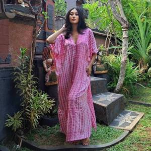 Vente en gros 2024 Collection Tie Dye Kaftan Dentelle Décoration Col V Demi Manches Rayonne Tissu Ample Côté Fente Printemps Robe - Product Image 4