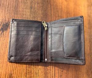 Cartera plegable personalizada de cuero genuino de alta calidad para hombre, gran oferta, carteras de estilo duradero de lujo de cuero de alta calidad - Product Image 4