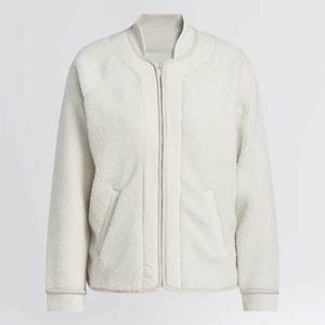 Fabricante de chaquetas de golf para mujer que ofrece ropa exterior de alta calidad con servicios de impresión de logotipos personalizados disponibles - Product Image 6