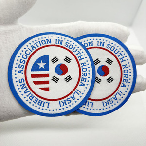 ป้ายทอสั่งทำขายส่ง พร้อมชื่อและลายหัวใจแบบกำหนดเอง - เป็นมิตรกับสิ่งแวดล้อม ติดเย็บได้สำหรับหมวกและเครื่องหมายสโมสร |   ตัวอย่างสินค้ามีจำหน่าย - Product Image 5