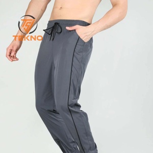 Pantalons de survêtement évasés délavés à l'acide pour hommes pantalons de survêtement évasés à pile impression graphique pantalons de survêtement à bord brut délavés au soleil vente en gros - Product Image 4