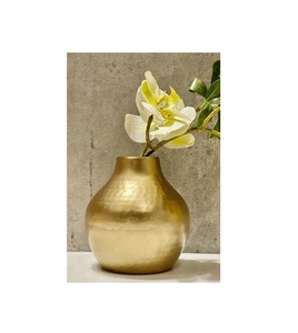 High Variety of Modern Metal <b>Table</b> Decorative <b>Table</b> Vases for Home Decor in Reasonable Prices for Export From India - Product Image 6