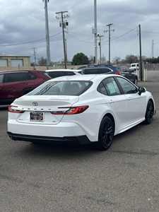 Toyota Camry SE d'occasion 2025 - Product Image 2