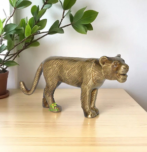 รูปปั้นทองเหลืองเสือคำรามที่มีรายละเอียดและท่าทางที่โดดเด่นชิ้นคำสั่งที่มีประสิทธิภาพมีจำหน่ายในราคาขายส่ง - Product Image 6