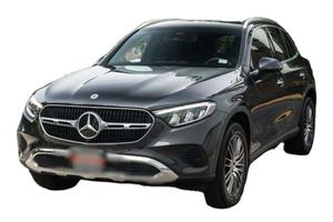 Mercedes-Benz Classe GL C 300 Turbo 2024 Noir Propre avec Jantes Alliage R17, Sièges en Cuir, Système de Navigation, Démarrage à Distance et Toit Ouvrant - Product Image 5