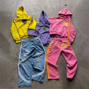 OEM Ensemble de survêtements à capuche de détresse personnalisés 2 pièces pour hommes avec impression de logo sur écran latéral pour l'hiver - Product Image 1