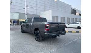 SUV 2022-2023, moteur turbo 4,5 L, boîte de vitesses automatique, transmission intégrale, direction à gauche, sièges en cuir, pneus R18, hybride - Product Image 5