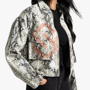 แจ็คเก็ตบอมเบอร์หนังแท้สไตล์วินเทจสำหรับผู้หญิง ดีไซน์ใหม่แบบปกติ หนังวัวลายนูน ปิดด้วยซิป ลายเรียบ สีพื้น สำหรับฤดูหนาว - Product Image 1