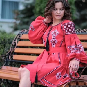 Vestido largo bohemio de lino bordado ucraniano occidental de manga tres cuartos con cinturón perfecto bohemio modesto - Product Image 1