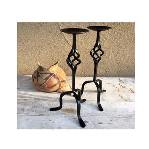 Ensemble de bougeoirs en métal à finition antique, adapté à une utilisation intérieure et extérieure, mariages, fêtes, occasions festives ou à la maison - Product Image 6