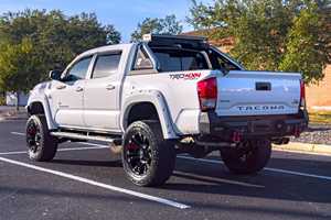 Toyota Tacoma TRD Sport Double Cab 4x4 d'occasion 2017 - Product Image 2