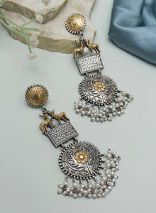 Pendientes de tuerca chapados en plata oxidada Brishna de alta calidad para mujer, forma geométrica, directos del proveedor indio, superventas - Product Image 2