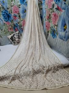 Traje de tendencia Nuevo Sari Premium de calidad pesada 60 gramos Georgette 3MM y 5MM Lentejuelas Trabajo con fabricante de blusas de Surat - Product Image 3