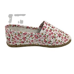 Zapatos de lona de moda para mujer con estampado de flores, zapatos planos informales sin cordones de fabricante directo, alpargatas antideslizantes de verano - Product Image 1