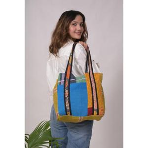 Vintage Kantha Floral Jhola Tote Acolchado Algodón Hippie Bolso de hombro Impreso a mano, Gran capacidad para el mercado - Product Image 1