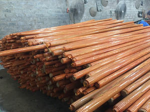 Balais en bois de bonne qualité et en grande quantité / Bâtons en bois / Manches de balai en bois au Vietnam - Product Image 5