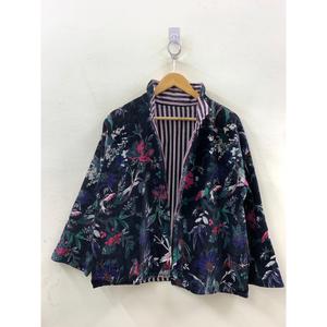 เสื้อแจ็คเก็ตกำมะหยี่พิมพ์ลายสีน้ำเงินกรมท่า พร้อมลายพิมพ์นกพฤกษศาสตร์สำหรับฤดูใบไม้ร่วง-สวนยามเที่ยงคืน - Product Image 2