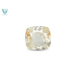 Saphir Jaune Naturel (Pukhraj) 3,51 Carats, Taille Émeraude Facettée, Pierre Libre, Matériau de Gemme Rouge, Similaire à l'Alexandrite et à l'Aigue-marine - Product Image 1