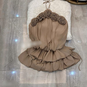 ชุดเซ็ตสองชิ้นสำหรับฤดูร้อน เสื้อผ้าผู้หญิง สวมใส่สบาย ดูเป็นธรรมชาติ แฟชั่น ซักได้ บรรจุภัณฑ์แบบกำหนดเอง จากผู้ผลิตในเวียดนาม - Product Image 5