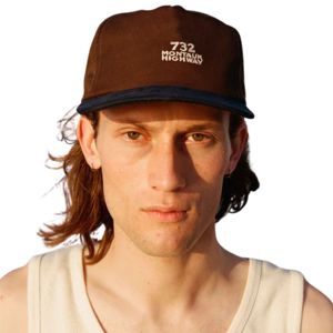 Gorra de recuerdo 732, lona cepillada de algodón de 5 paneles, tributo a Montauk Highway, borde de gamuza, ajuste ajustable - Product Image 4