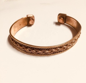 Pulseras de artritis magnéticas de cobre de estilos tradicionales modernos antiguos con beneficios para la salud Artesanía de metal Terapia magnética - Product Image 1