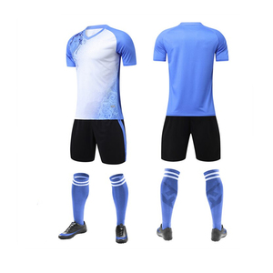 ชุดเสื้อฟุตบอลกางเกงขาสั้น100% ชุดฟุตบอลผ้าโพลีเอสเตอร์สไตล์ใหม่ - Product Image 1