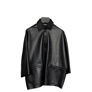 แจ็กเก็ตผู้หญิงหนังแท้แขนเต็มซิประบายอากาศได้ดีดีไซน์แบบถักโลโก้ตามสั่ง - Product Image 1