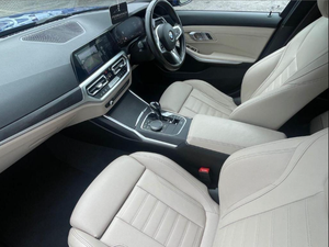 2020 para 3 Series 2,0 320i M Sport Automatic Wagon RWD Asientos de cuero Cámara trasera de dirección derecha - Product Image 4