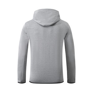 Survêtement en polyester pour homme avec veste zippée et pantalon de jogging, nouveau design pour un style élégant, idéal pour la salle de sport, le fitness et les occasions décontractées, respirant - Product Image 4
