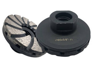 Disque diamanté turbo à double couche pressé à chaud de 60 mm pour le ponçage et le meulage des bords serrés et des coins internes du béton - Product Image 3