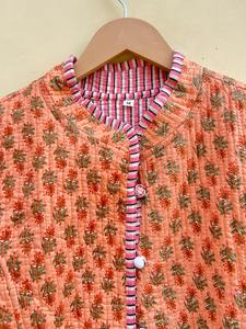 Veste imprimée à blocs orange Veste matelassée en coton imprimé à la main réversible Manteau Veste courte Femme - Product Image 6