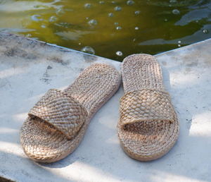 Zapatilla de jacinto de agua de estilo básico natural con función redonda con cordones para salidas, picnics en la playa, plantilla de lona, parte superior de algodón - Product Image 2