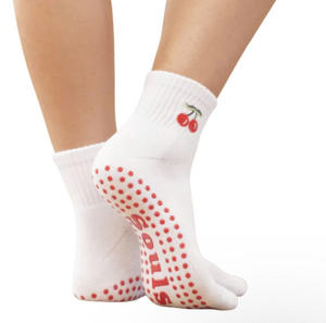 Chaussettes de sport antidérapantes en coton extensible respirant confortables pour le yoga, le pilates, la remise en forme, tendance, pour l'entraînement en salle - Product Image 1