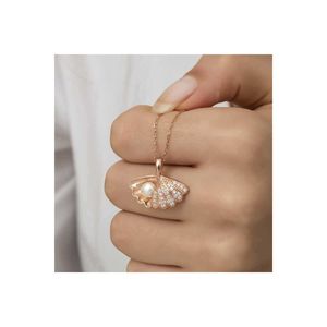 Gümüş rosa inciili Istiridye Kolye