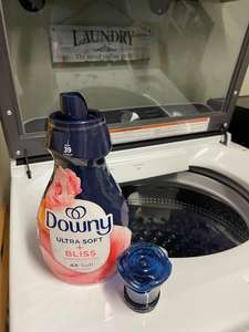 Downy Ultra Soft Bliss Sparkling Amber & Rose 4x Assouplissant doux - Product Image 3