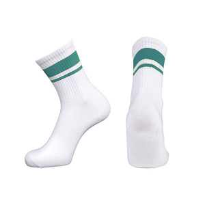 Custom Retro Striped Crew Tennis Socks Cushion Terry <b>Sole</b> Anti-Bacterial Breathable Sports Style High Quality ODM Wholesale - Product Image 4
