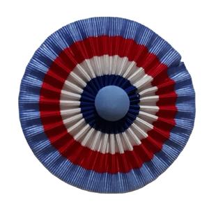 นี่คือธงสามสีแบบฝรั่งเศส หรือที่เรียกว่าโคคาร์ดสามสี เป็นเครื่องประดับประจำชาติของฝรั่งเศส แสดงถึงสีน้ำเงิน - Product Image 1