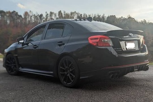 Auto Usado en Excelentes Condiciones, Subaru WRX Premium Sedán 2021, Envío a Todo el Mundo - Product Image 2