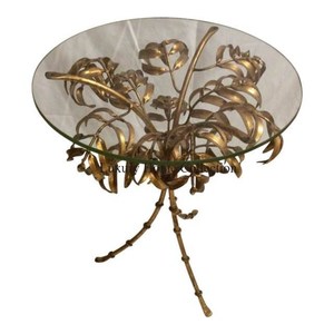 Stand fantaisie couleur or moulé en aluminium le plus unique avec dessus noir café et tables d'appoint pour la décoration de mariage et de fête - Product Image 5