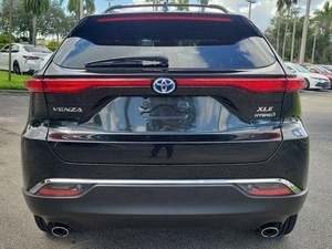 NOUVEAU 2025 TOYOTA VENZA XLE TOUTES ROUES MOTRICES 4X4 hybride, hybride premium essence/électrique V6 TURBO - TRANSMISSION AUTOMATIQUE - Product Image 6