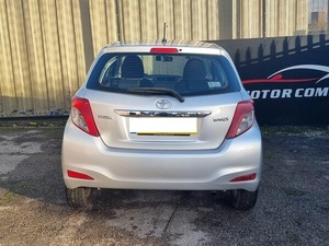 TOYOTA YARIS D'OCCASION CÔTÉ GAUCHE/CÔTÉ DROIT - Product Image 4