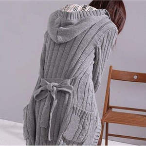 Cardigan à capuche en maille slim pour femme - Product Image 1