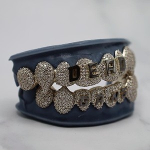 Grillz Hip Hop pour hommes en argent 925 plaqué or, entièrement serti de diamants Moissanite taille VVS, style vintage, bijoux fins pour piercing dentaire supérieur - Product Image 5