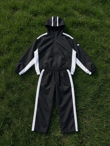 Ensemble de survêtement haute performance pour la course à pied et l'entraînement en salle de sport, tissu respirant, résistant à la transpiration, vêtements de sport confortables - Product Image 5